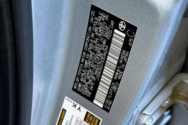 2025 Toyota Prius Plug-In Hybrid SE