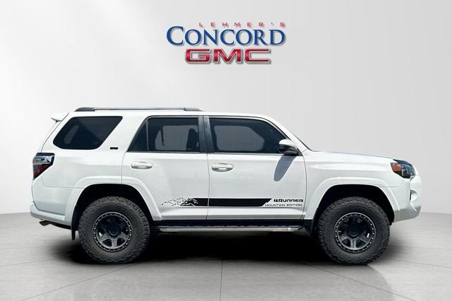 2019 Toyota 4Runner SR5