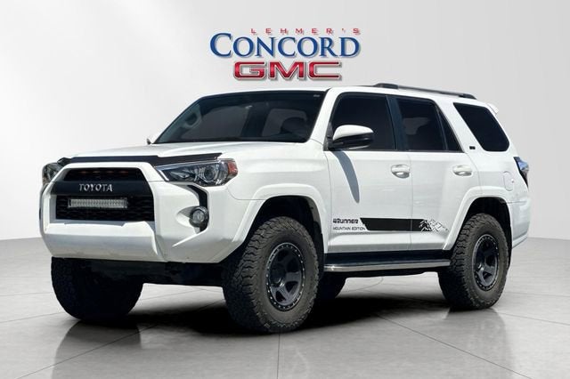 2019 Toyota 4Runner SR5