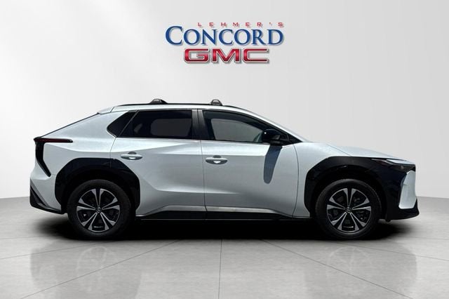 2024 Toyota bZ4X XLE