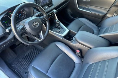 2022 Toyota RAV4 Hybrid XLE Premium