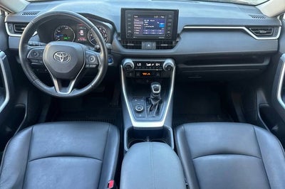 2022 Toyota RAV4 Hybrid XLE Premium