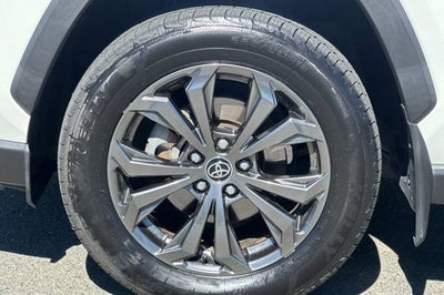 2022 Toyota RAV4 Hybrid XLE Premium