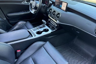 2022 Kia Stinger GT1