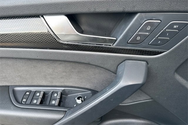 2022 Audi SQ5 Premium