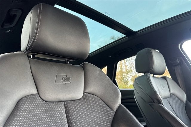 2022 Audi SQ5 Premium