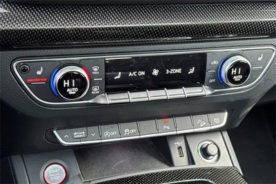 2022 Audi SQ5 Premium