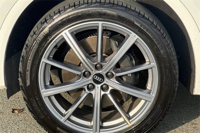 2022 Audi SQ5 Premium