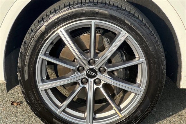 2022 Audi SQ5 Premium