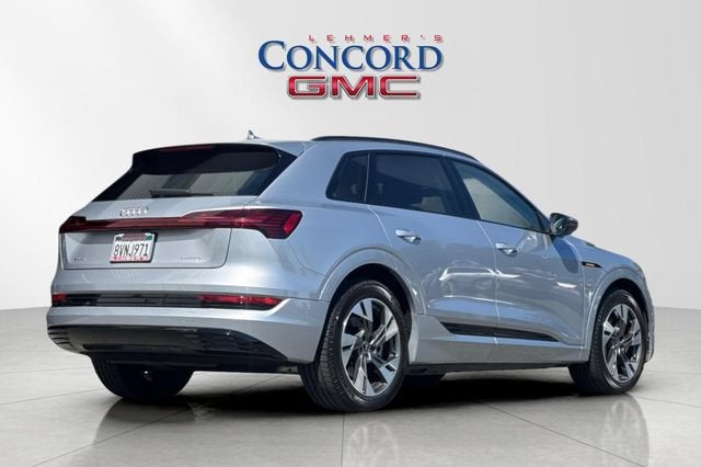2021 Audi e-tron Premium